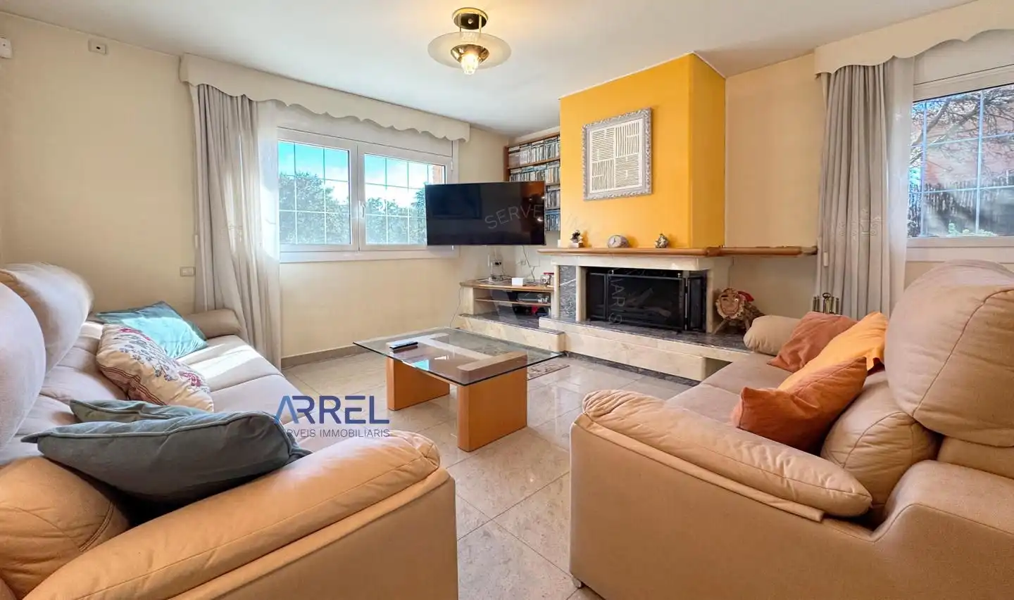 Vista exterior de Casa o chalet en venta en Vallromanes con Jardín privado, Terraza y Piscina
