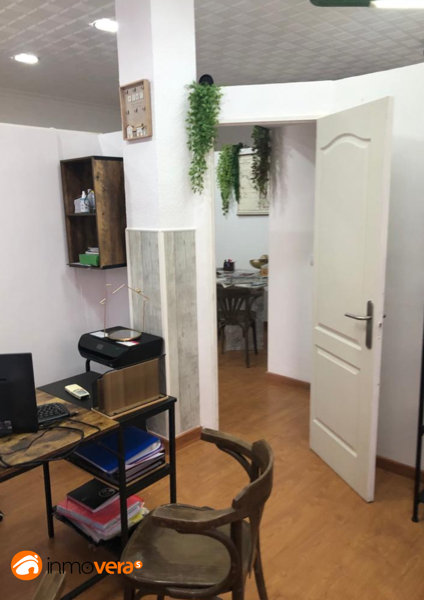 Premises for sale in Elda  with Furnished