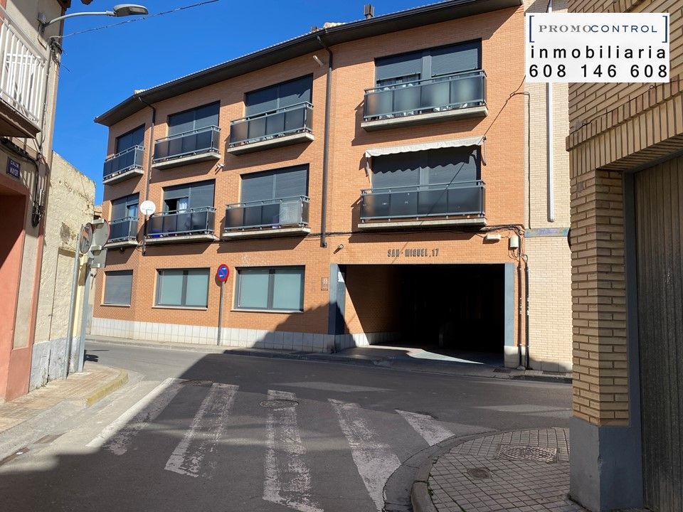 Exterior view of Premises for sale in Zuera  with Air Conditioner