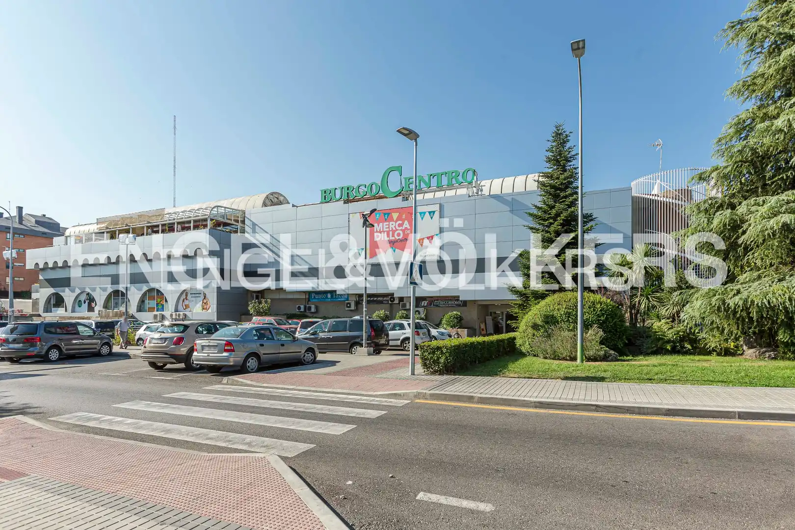 Exterior view of Flat for rent in Las Rozas de Madrid  with Air Conditioner, Heating and Parquet flooring