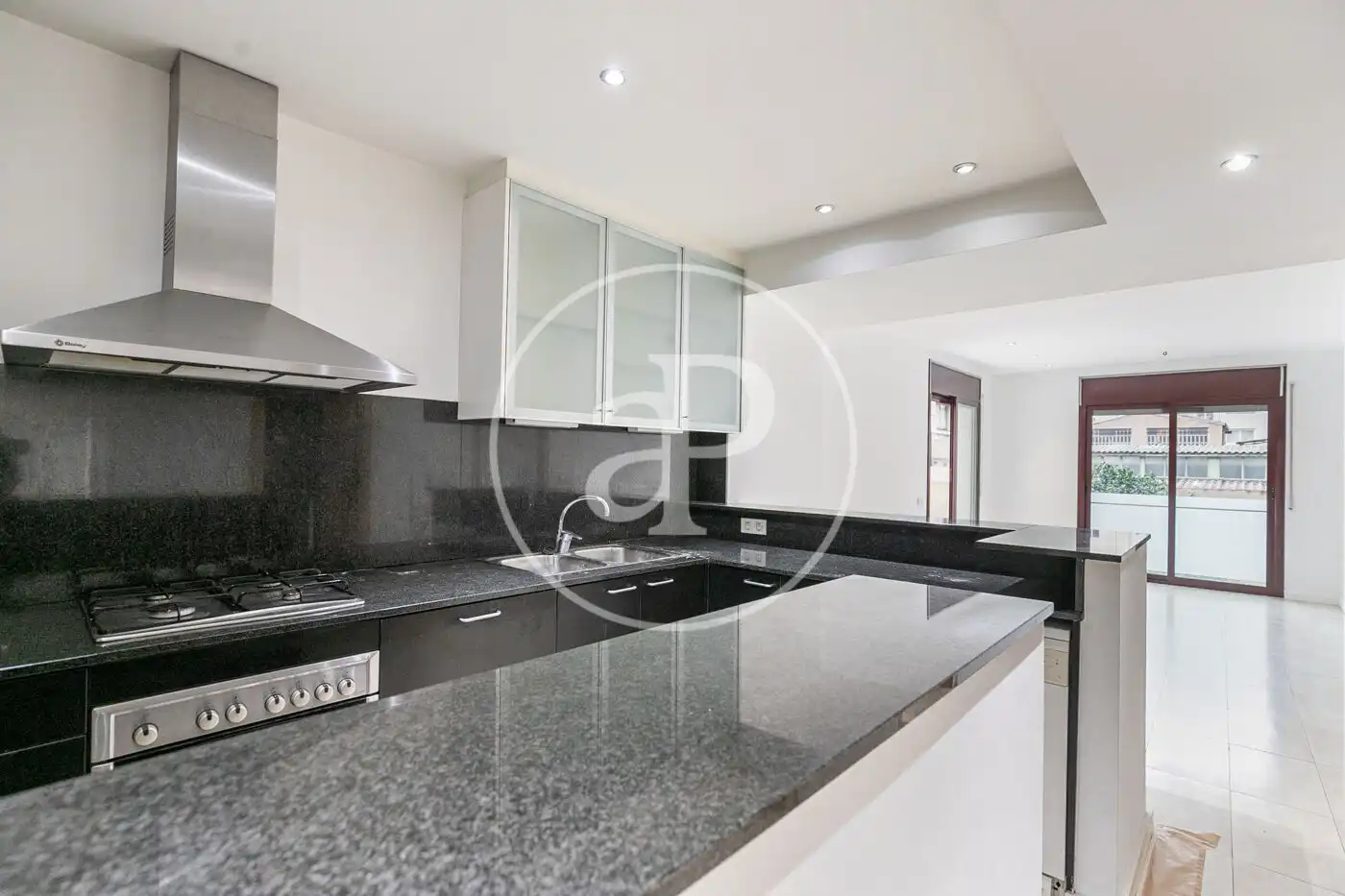 Cocina de Piso en venta en Barcelona con Aire acondicionado, Calefacción y Terraza