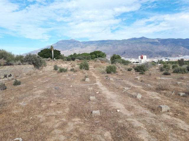 Terreno en Venta en PRE. LOMA DE LA MEZQUITA-SUS-66-ES, -1 en Pabellón - Estación - El Corte Inglés