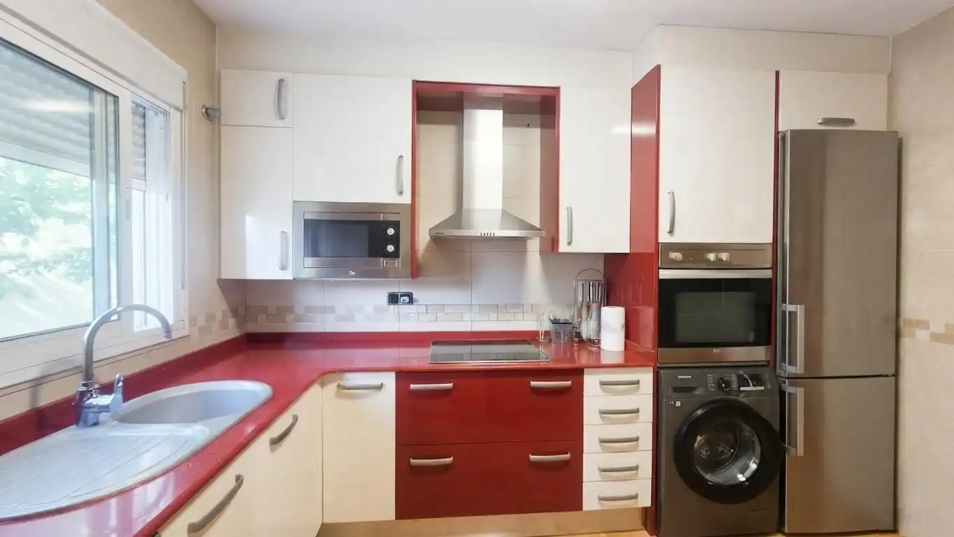 Cocina de Casa o chalet en venta en Piera con Aire acondicionado, Calefacción y Jardín privado