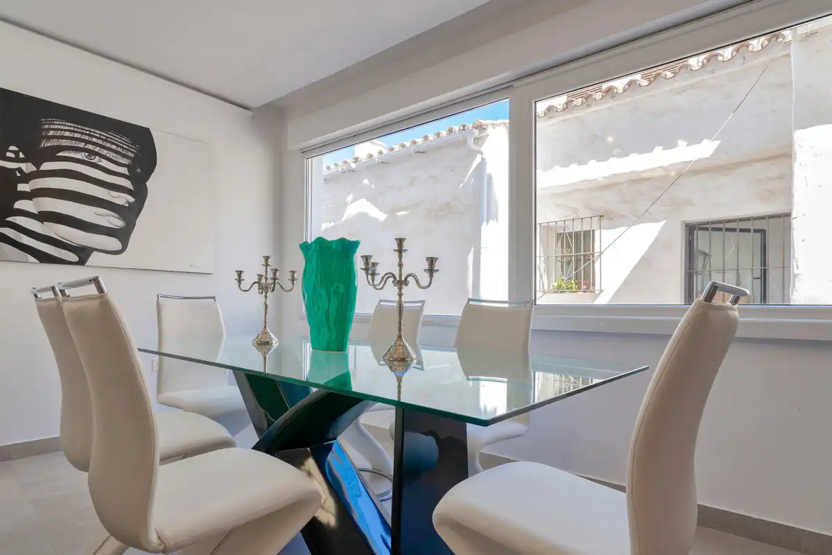 Wohnung mit Aufzug zum Verkauf in Nueva Andalucía, imagen 4