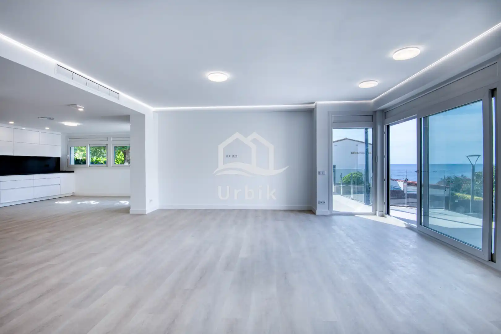 Sala d'estar de Casa o xalet en venda en Palamós amb Aire condicionat, Calefacció i Jardí privat