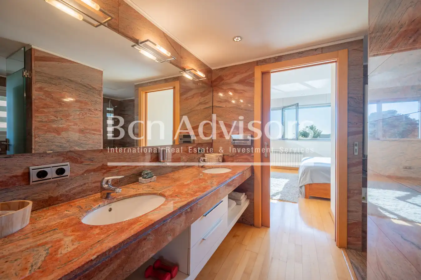 Baño de Casa o chalet en venta en Barcelona con Aire acondicionado, Calefacción y Jardín privado