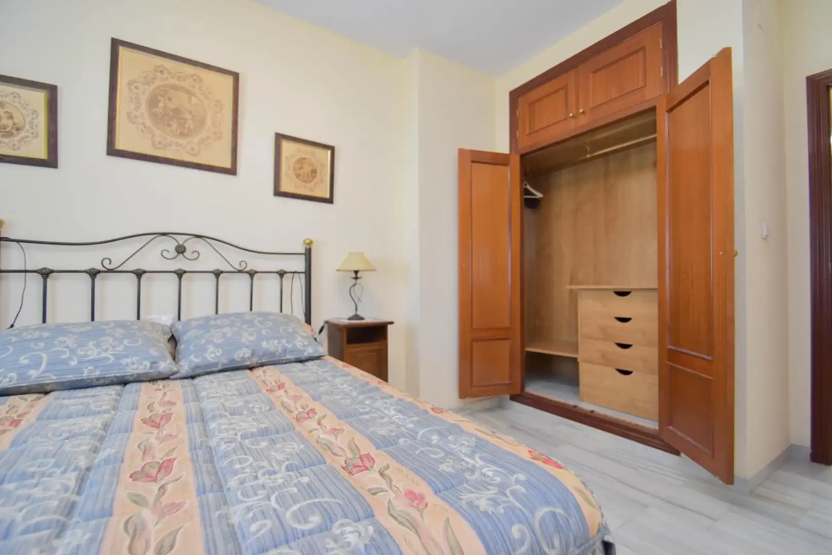 Habitación de Casa o chalet en venta en Cájar