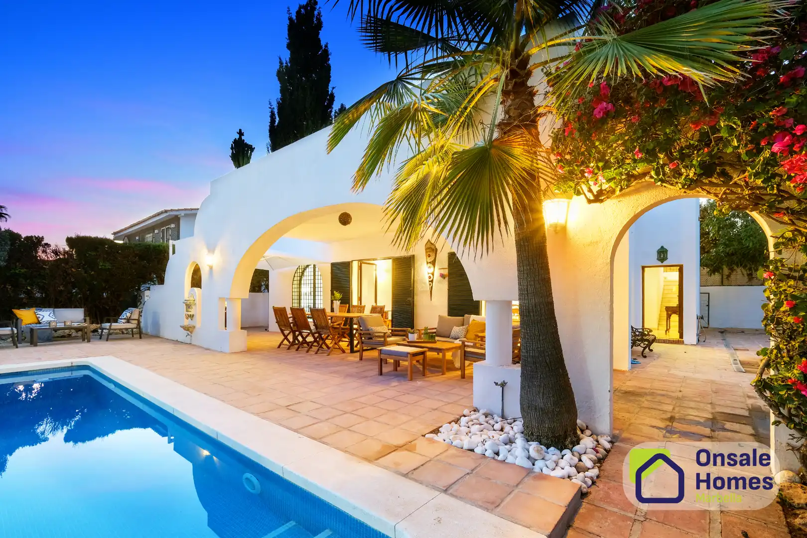 Vista exterior de Casa o chalet en venta en Marbella con Aire acondicionado, Jardín privado y Terraza