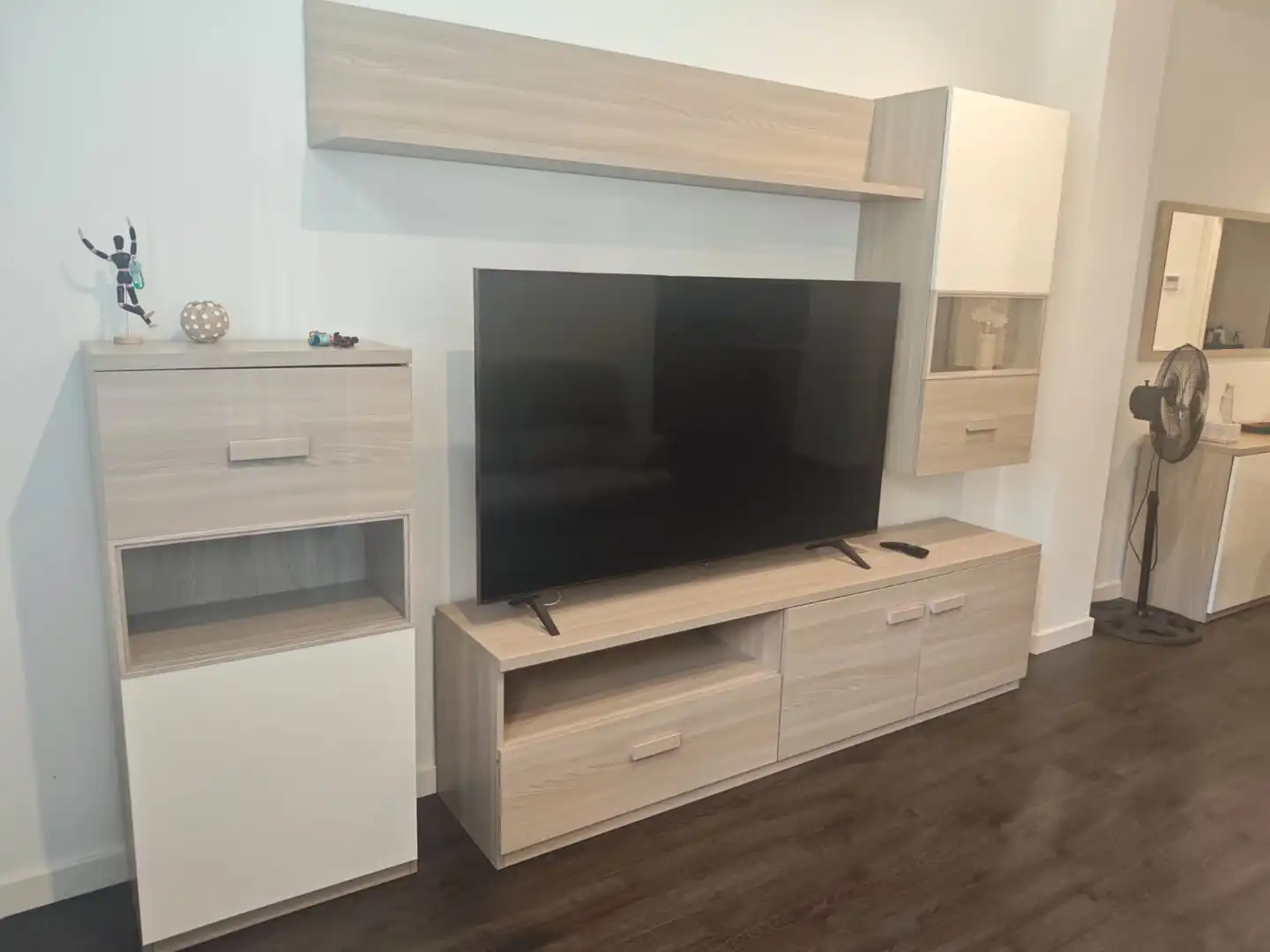 Wohnzimmer von Erdgeschoss zur Miete in Cornellà de Llobregat mit Klimaanlage, Heizung und Möbliert