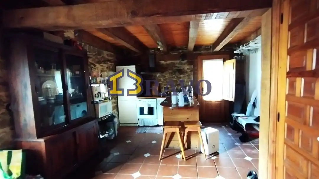 Cocina de Casa o chalet en venta en Merindad de Cuesta-Urria con Calefacción, Terraza y Amueblado