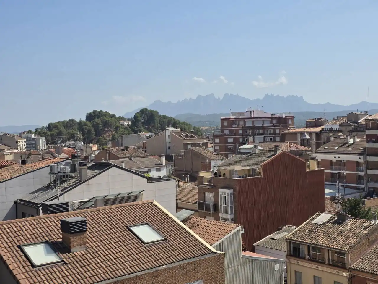 Duplexes for rent in Calle MOSSÈN SERAPI FARRE, Poble Nou