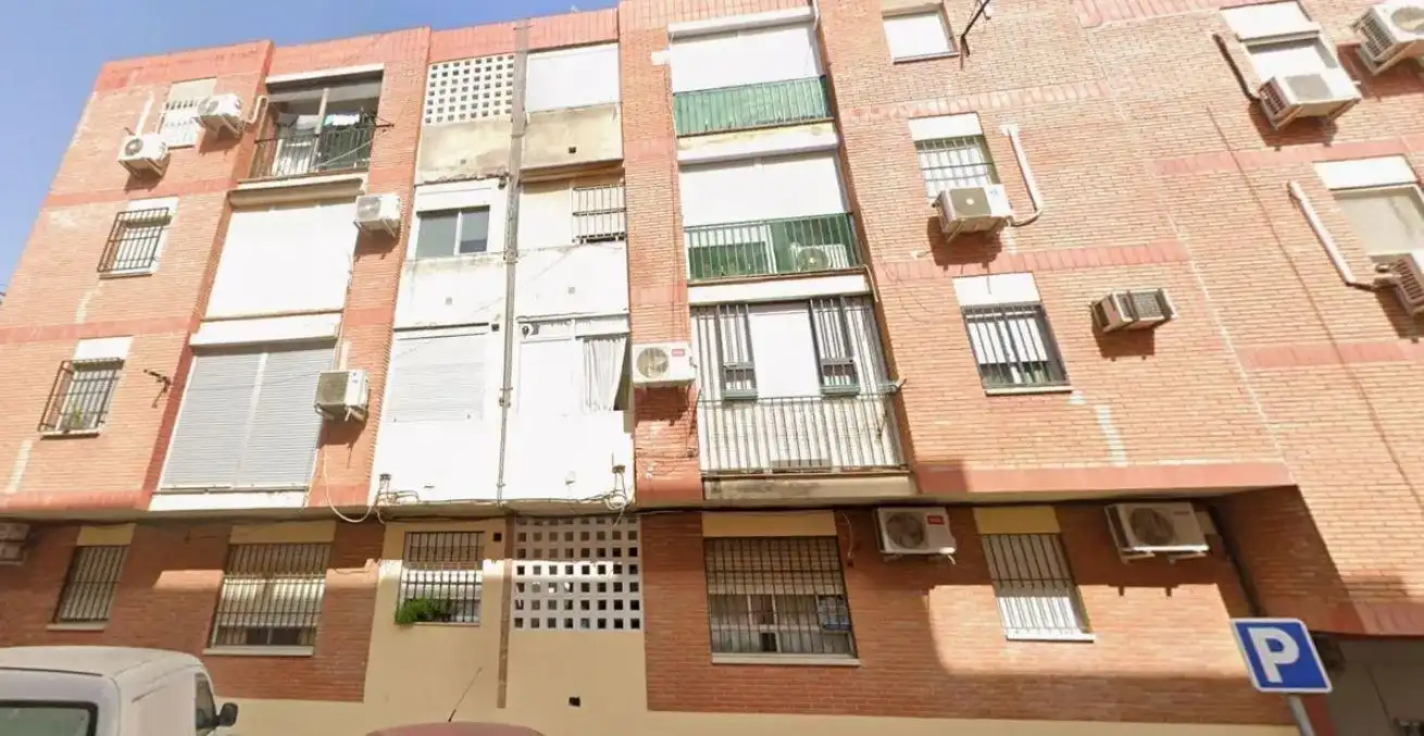 Flat for sale in Calle BERNARDO EL DE LOS LOBITO 1