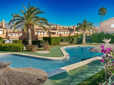 Casa a schiera con balcone in vendita a L'Albir