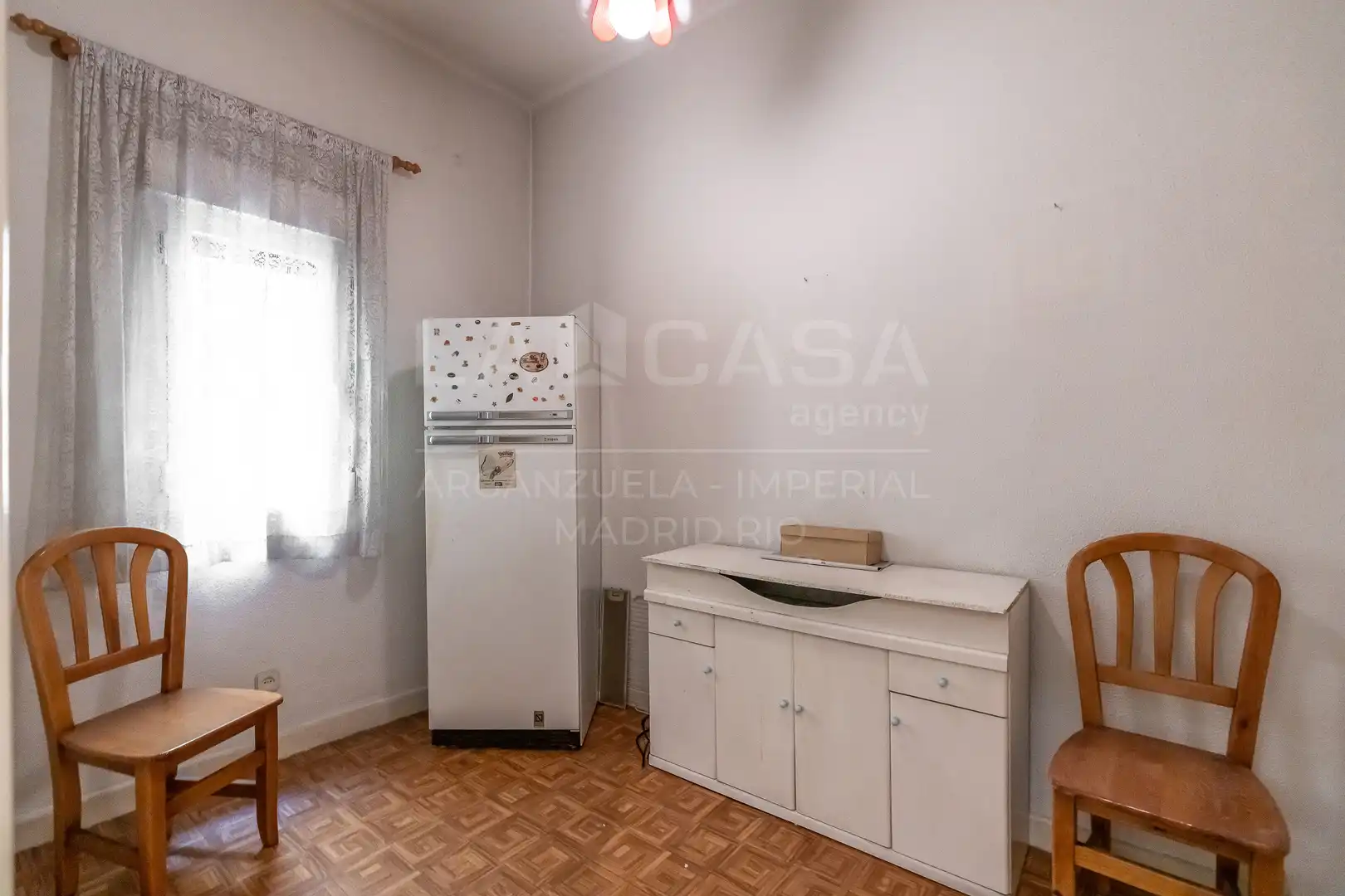 Piso en venta en Madrid con Calefacción y Trastero