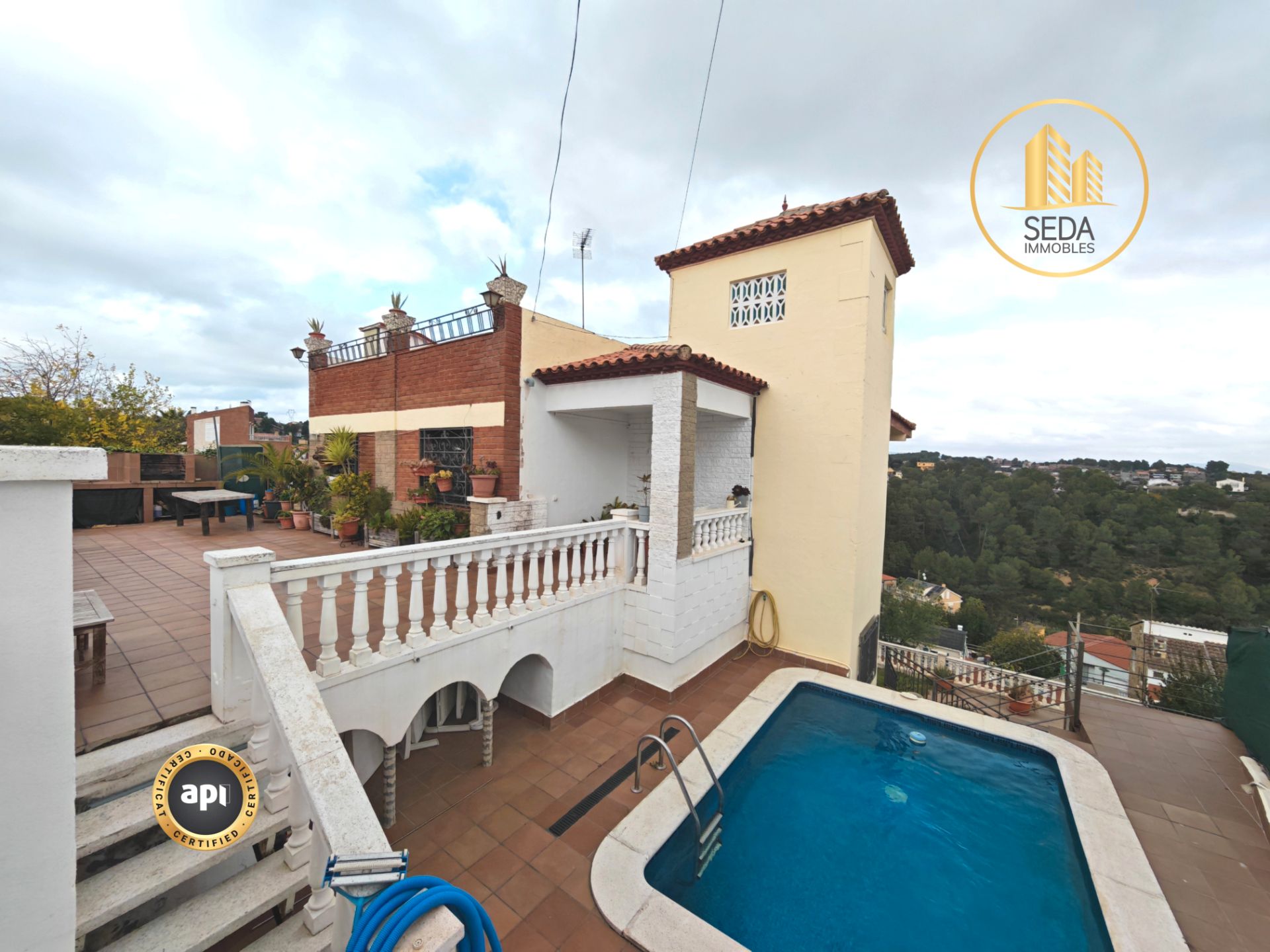 Piscina de Casa o xalet en venda en Rubí amb Calefacció i Terrassa