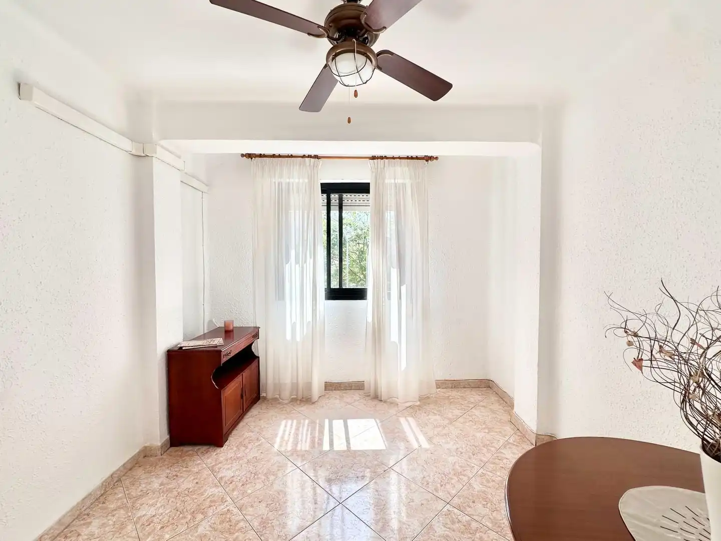 Wohnzimmer von Wohnung zum Verkauf in Málaga mit Balkon