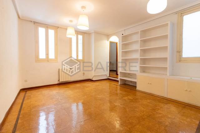 Piso en Venta en Argüelles