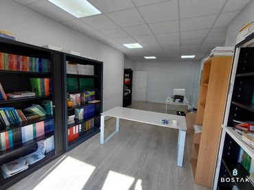 Oficina amb ascensor de lloguer a Hurtado de Amezaga Kalea