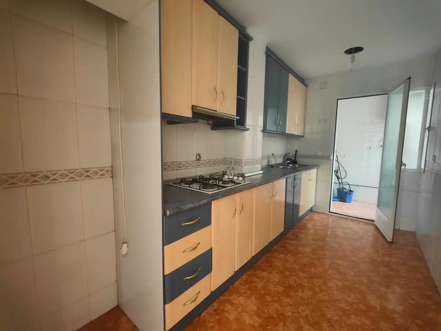 Cocina de Piso de alquiler en Gójar con Piscina comunitaria