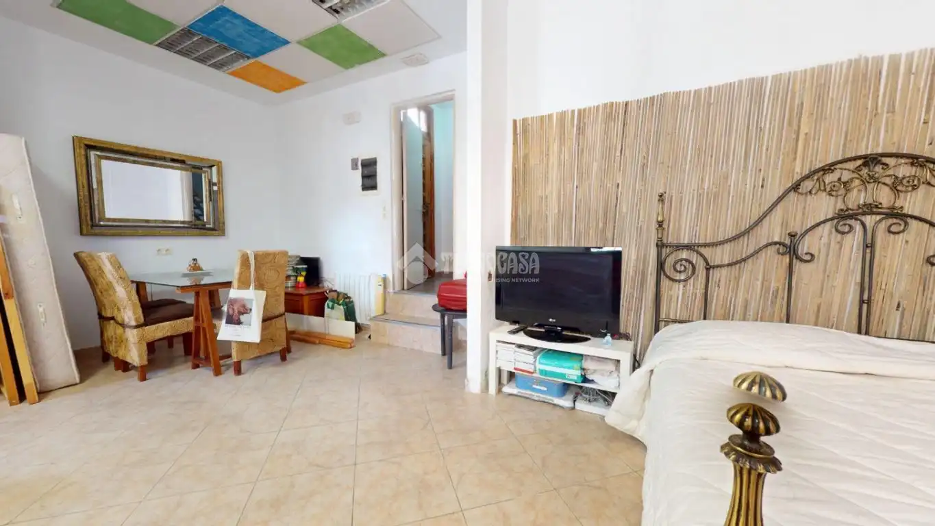 Sala de estar de Casa adosada en venta en Horche con Calefacción, Terraza y Balcón