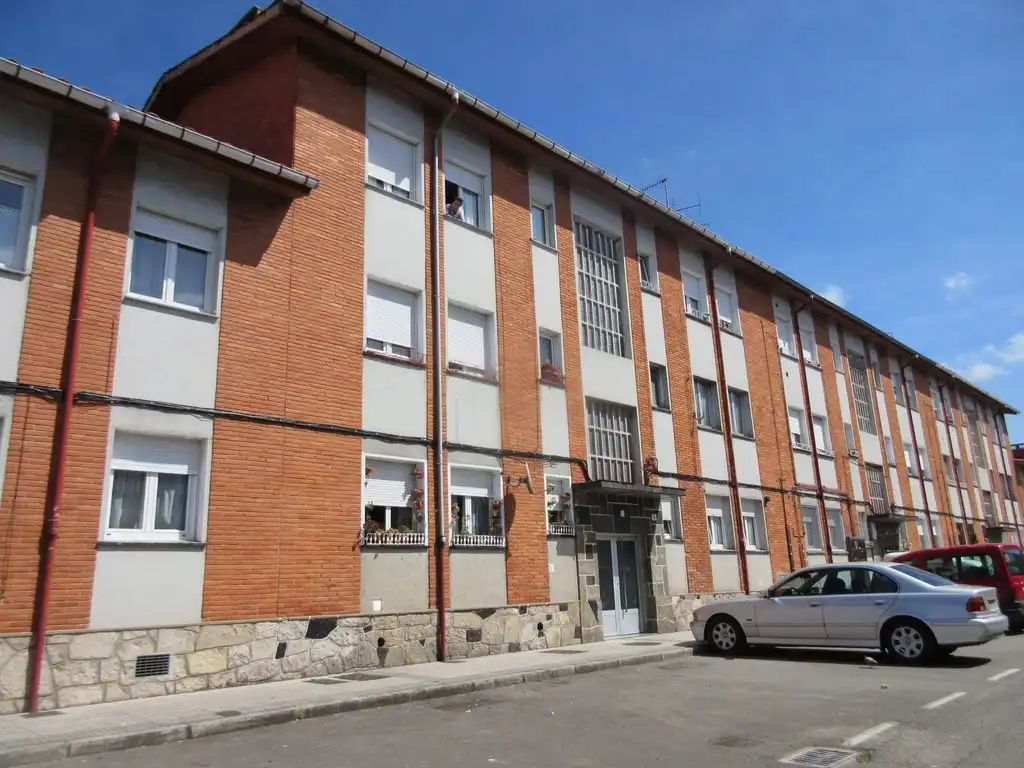 Vista exterior de Piso en venta en Gijón 