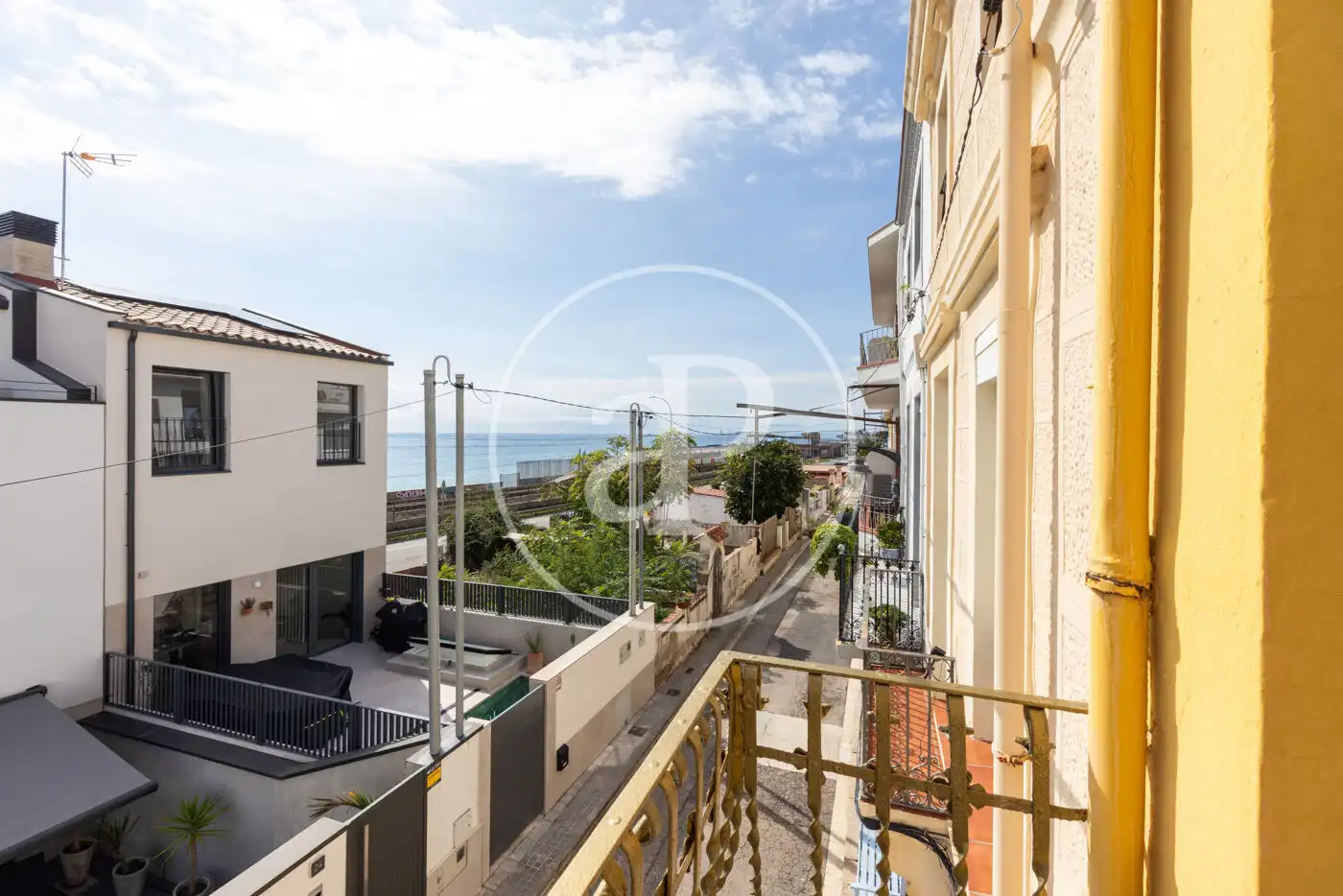 Vista exterior de Casa adosada en venda en Montgat, Barcelona