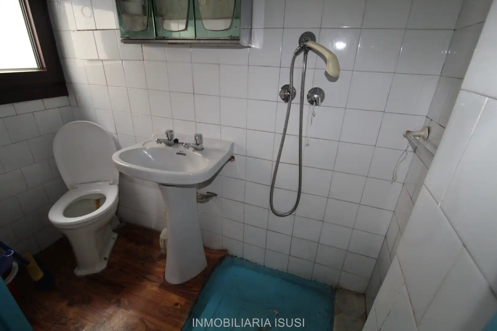 Bathroom of Flat for sale in Santurtzi 