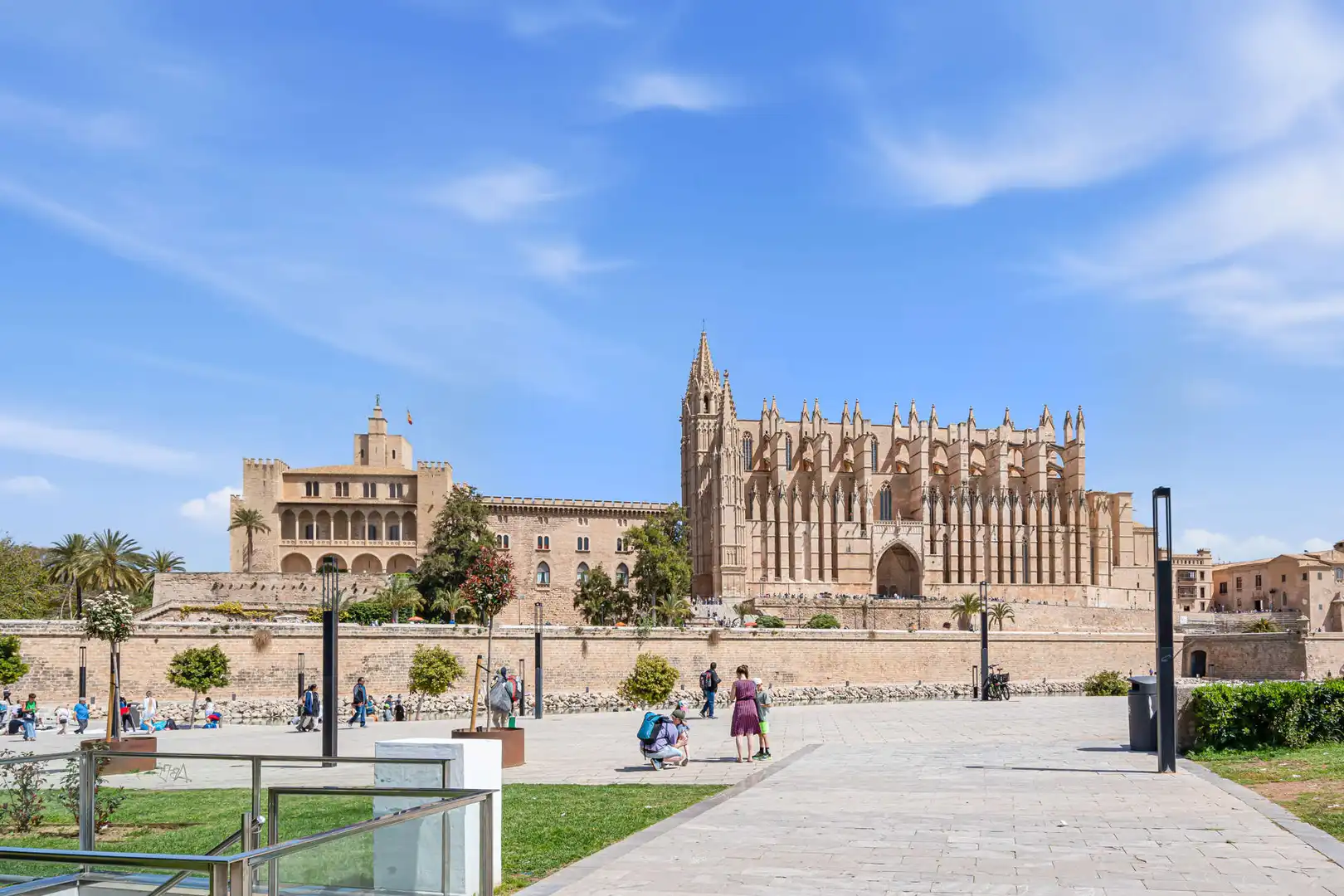 Außenansicht von Erdgeschoss zum Verkauf in  Palma de Mallorca mit Klimaanlage, Parkett und Möbliert