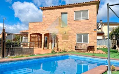 Swimming pool of House or chalet for sale in Bigues i Riells  with Private garden, Terrace and Swimming Pool