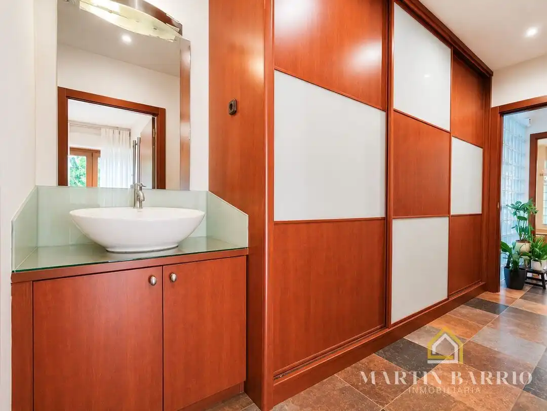 Baño de Casa o chalet en venta en Muskiz con Aire acondicionado, Calefacción y Jardín privado