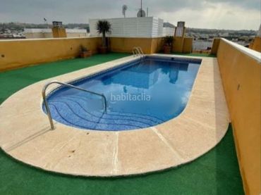 Duplex con piscina in vendita a Avenida de Palacios 26
