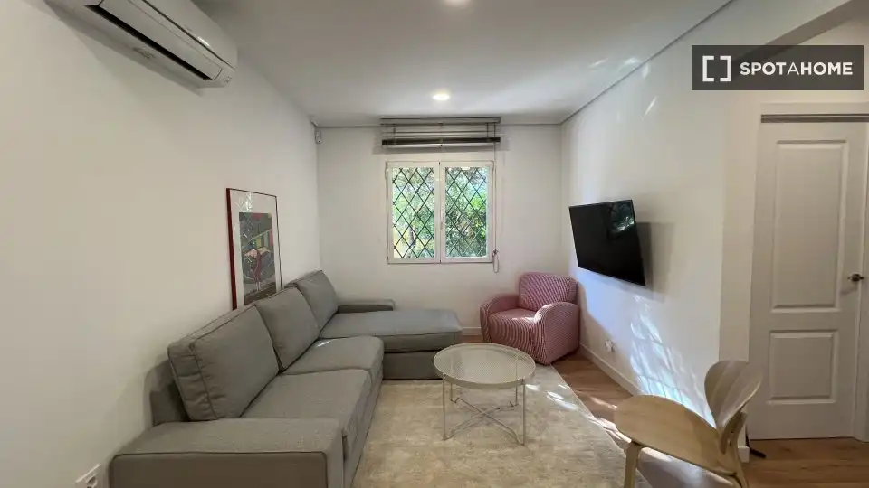 Room in Aravaca