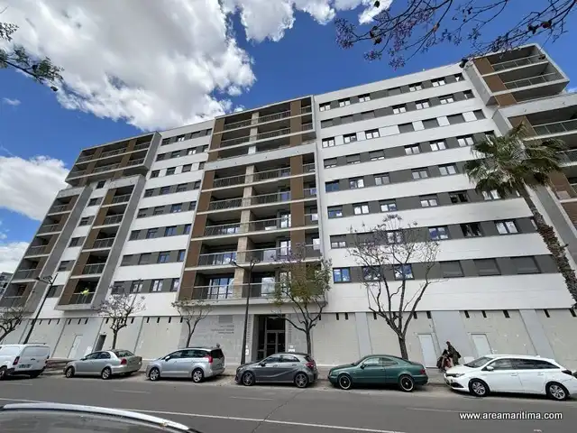 Pis de lloguer a Carrer de Campos Crespo, Sant Isidre