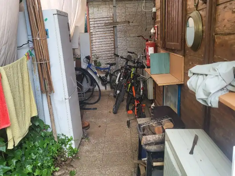Casa rustica con piscina in vendita a Avenida de Circunvalación 410, imagen 2
