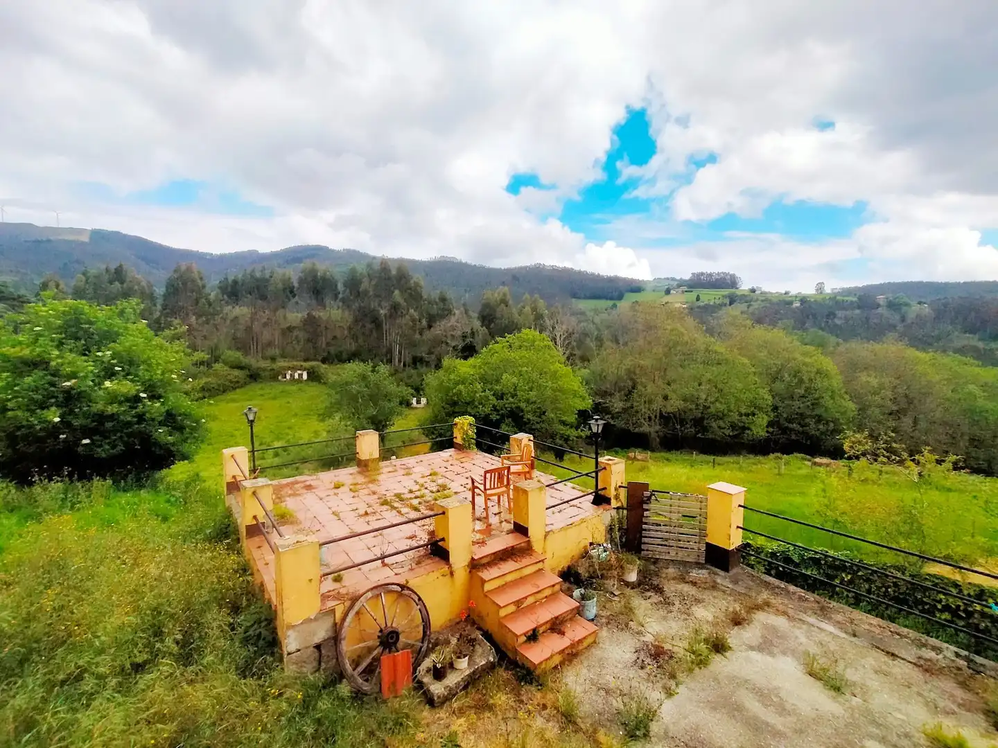 Jardín de Finca rústica en venta en Salas con Terraza y Trastero