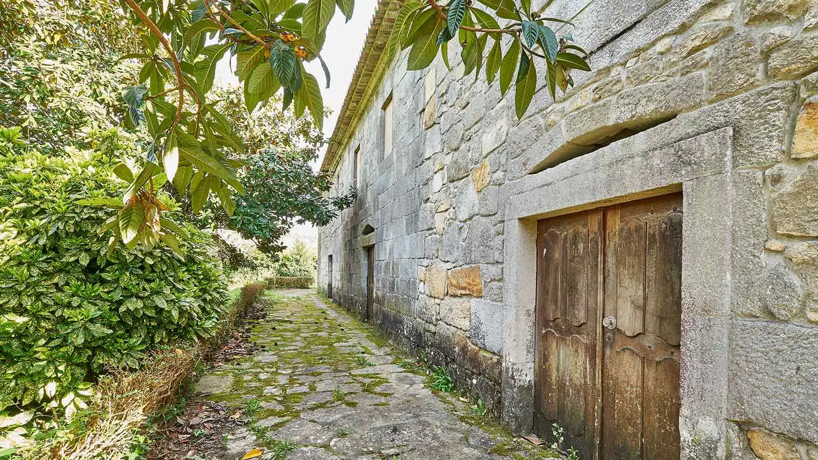 Vista exterior de Casa o xalet en venda en Tomiño amb Calefacció, Jardí privat i Terrassa