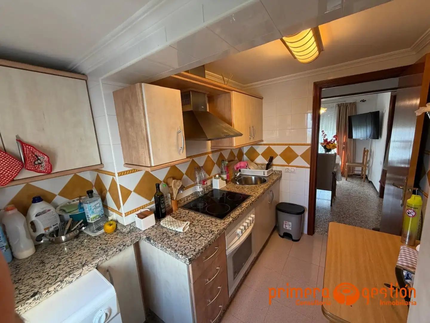 Appartamento con terrazza in vendita a Lora del Río, imagen 4
