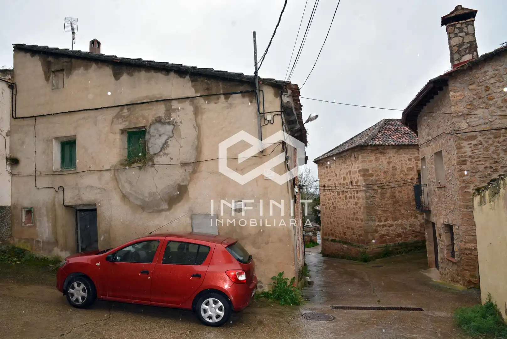 Vista exterior de Casa o chalet en venta en Cifuentes con Terraza
