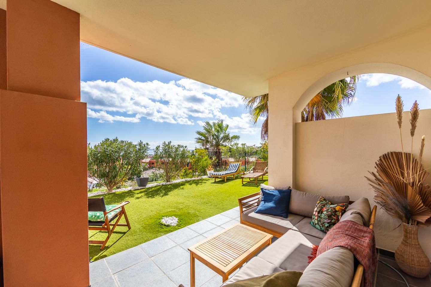 Apartment for sale in La Esmeralda, El Castillo, Manilva
