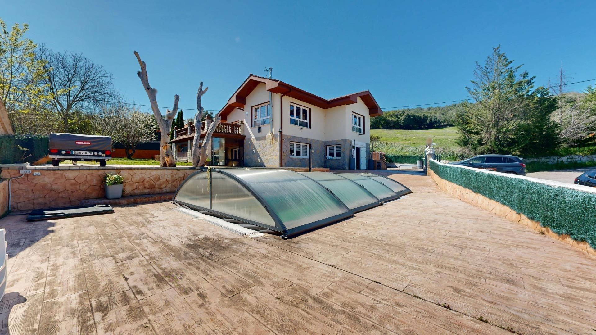 Vista exterior de Casa o chalet en venta en Valle de Mena con Jardín privado, Terraza y Piscina