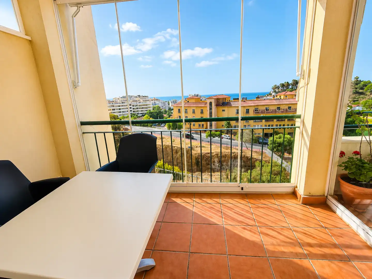 Terrasse von Wohnung zur Miete in Benalmádena mit Klimaanlage, Möbliert und Ofen