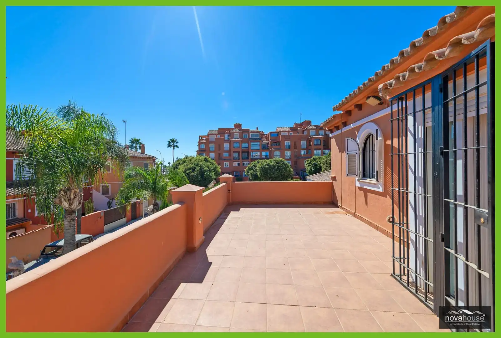 Terraza de Casa o chalet en venta en Torremolinos con Aire acondicionado, Jardín privado y Trastero