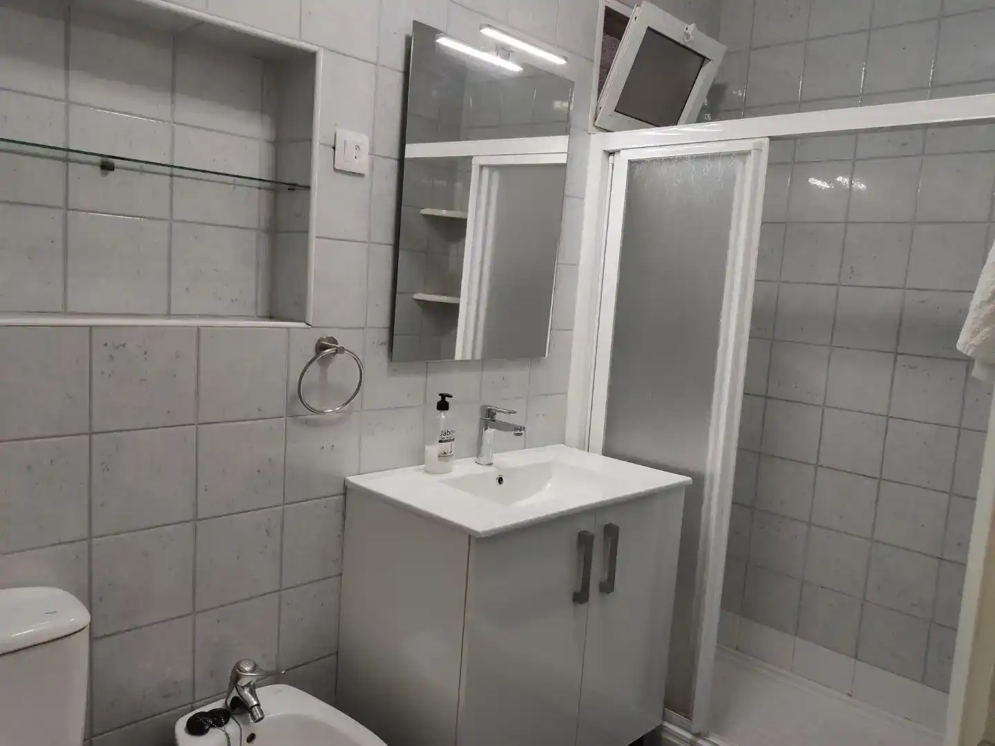 Bany de Pis de lloguer en Bailén - Miraflores