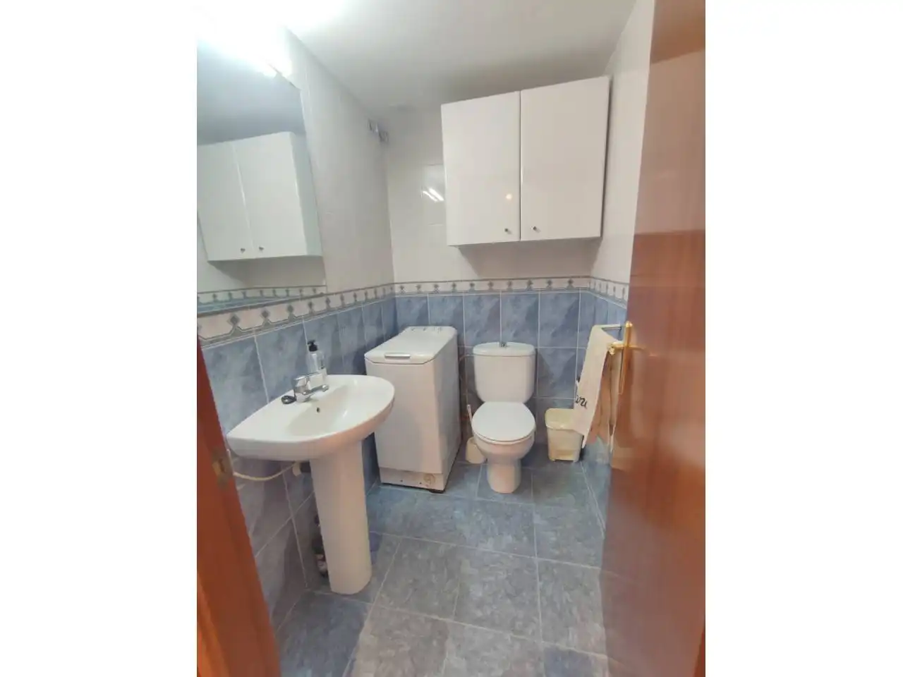 Bany de Casa o xalet en venda en La Granada amb Aire condicionat, Calefacció i Jardí privat