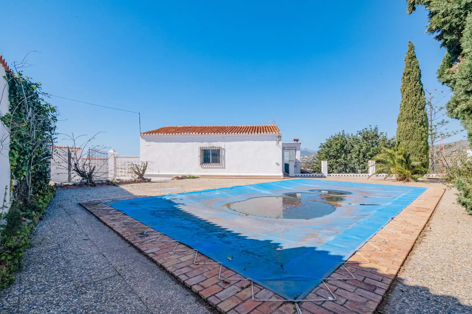 Vista exterior de Casa o chalet en venta en Motril con Jardín privado, Terraza y Piscina