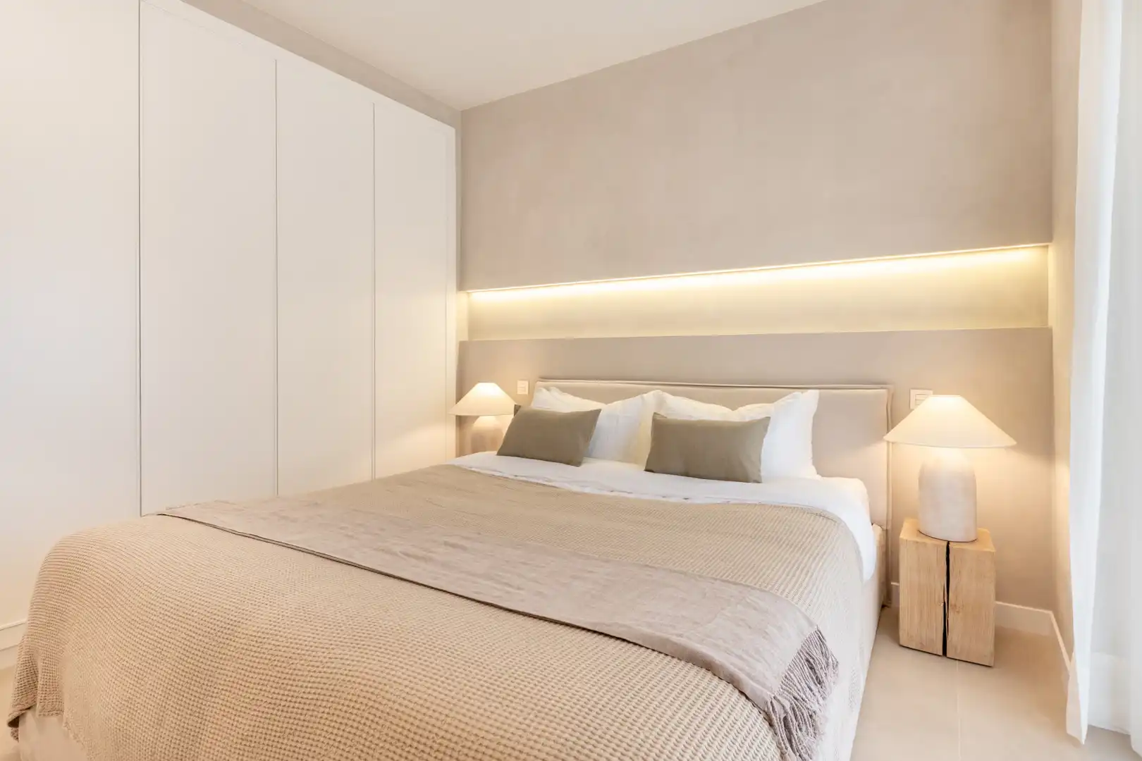 Bedroom of Detached homes for sale in Marbella  with Air Conditioner, Heating and Private garden