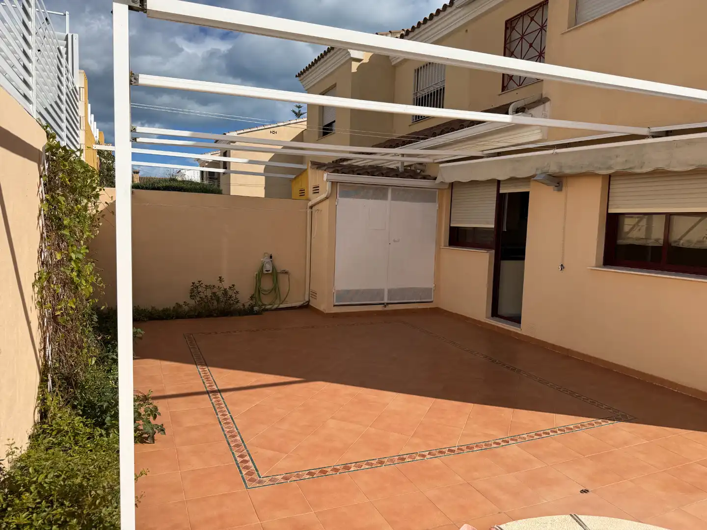 Chalet con terraza en venta en Heliópolis, imagen 2