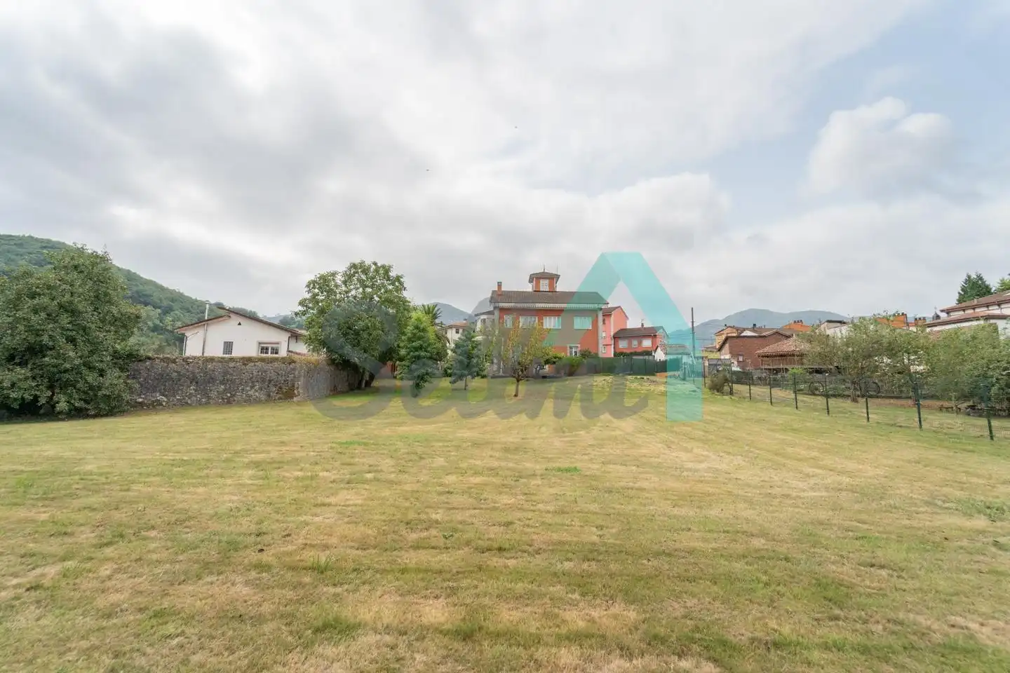 Casa o chalet en venta en Ribera de Arriba con Jardín privado, Terraza y Balcón