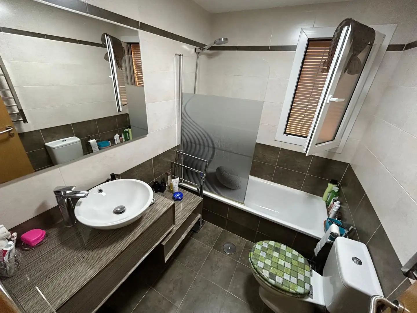 Bathroom of Flat for sale in Ciudad Real  with Air Conditioner, Heating and Terrace