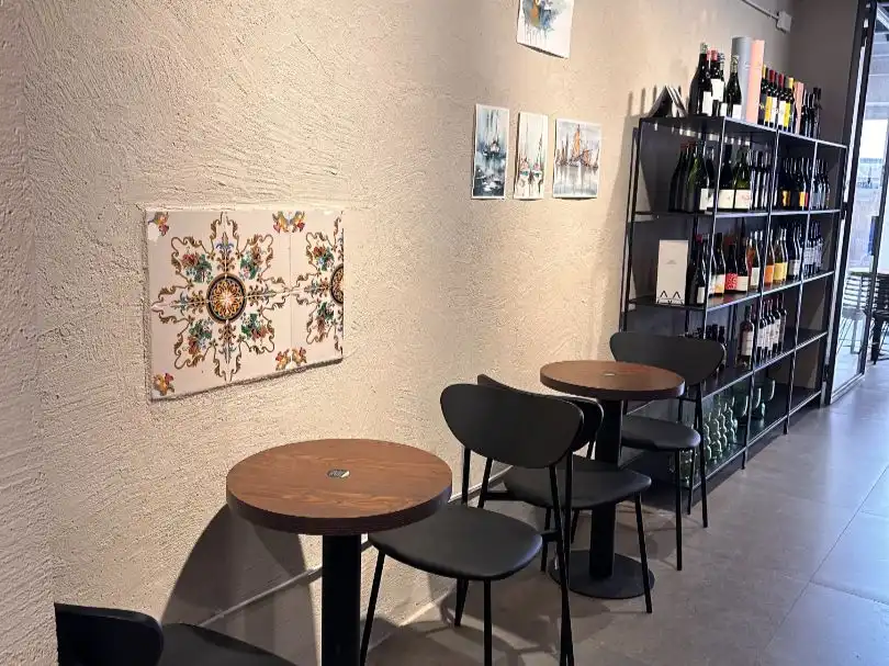 Business premises for transfer in Calle Ruiz Zorrilla 15, imagen 6